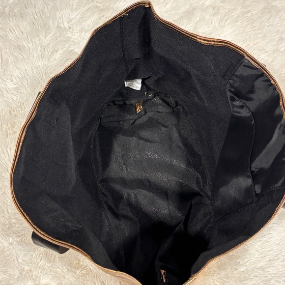 VS PINK Limited Edition Rose Gold Tote Bag - Picture 7 of 11